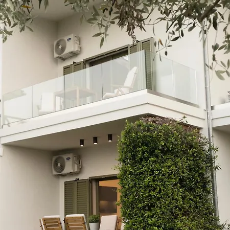 Elxis * לימנאס